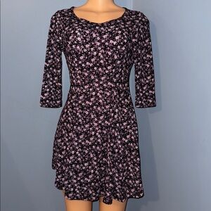 So Rad Floral Dress - Size Small